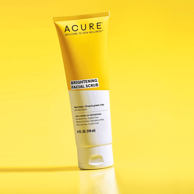 مقشر وجه أكيور للتفتيح - 118 مل